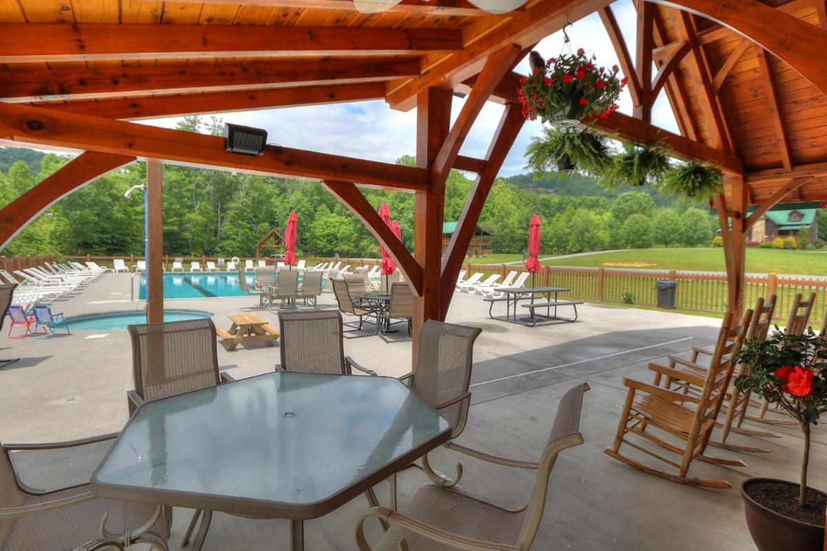 Bears Valley Inn - Great Location! - Peaceful, Children And Dog Friendly Retreat - Less Than 15 Min To All Attractions - Private Pool Club & Fishing Hole - Game Room With Tv Сивиървил Екстериор снимка