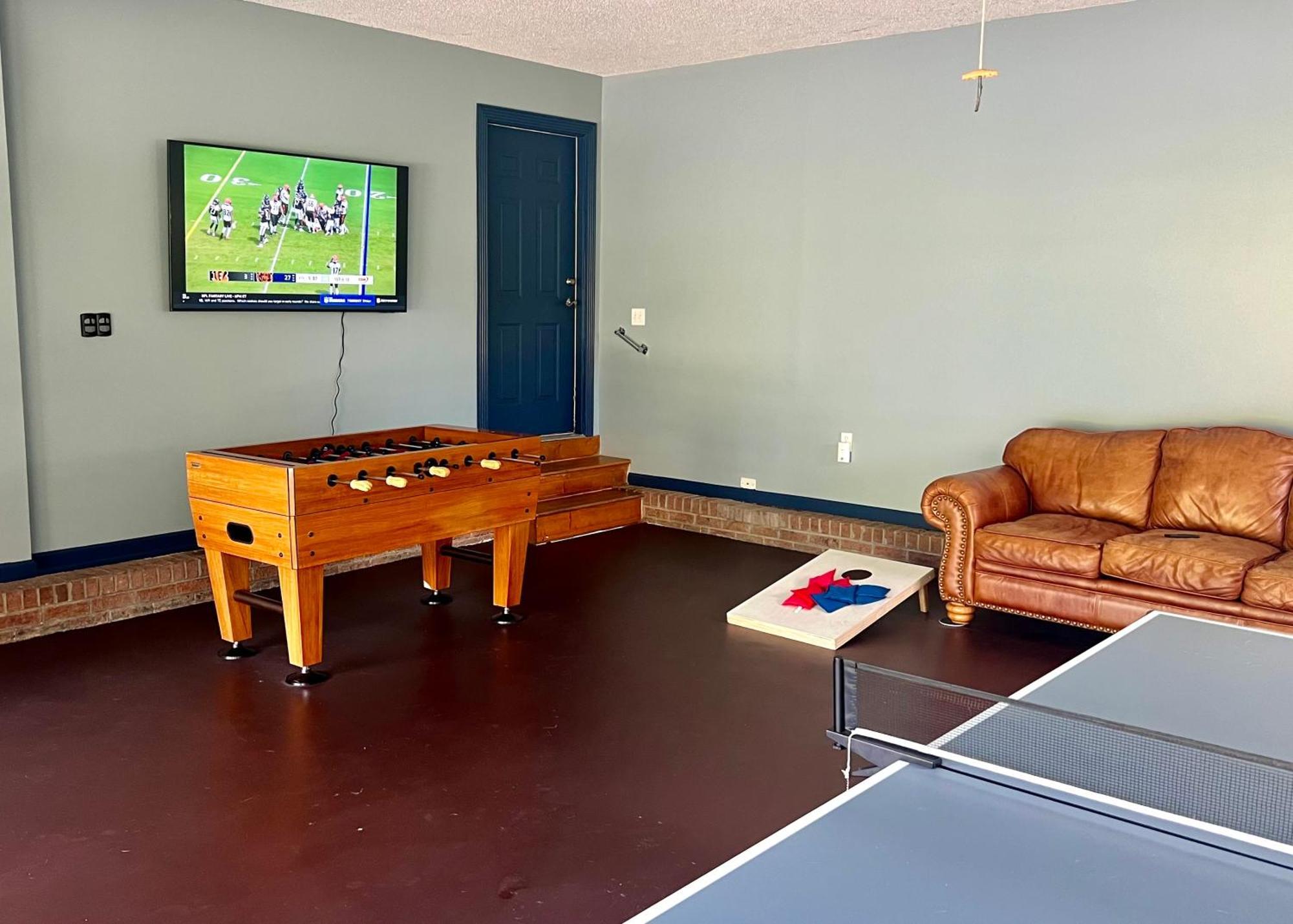 Bears Valley Inn - Great Location! - Peaceful, Children And Dog Friendly Retreat - Less Than 15 Min To All Attractions - Private Pool Club & Fishing Hole - Game Room With Tv Сивиървил Екстериор снимка